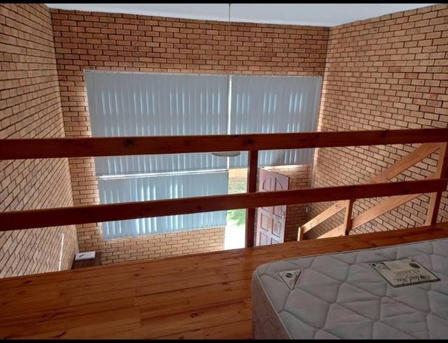 1 BEDROOM APARTMENT RENTED IN BLUEWATER BAY